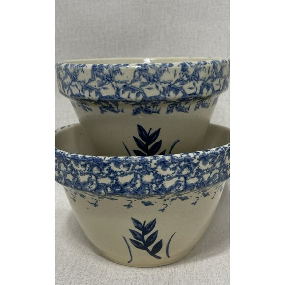 2 Ransbottom Roseville Pottery Wheat Blue Spongeware Nesting Bowls 6 & 7 Inch - Picture 2 of 10